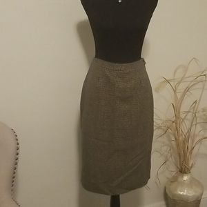 Burberrys' 100% Wool Skirt